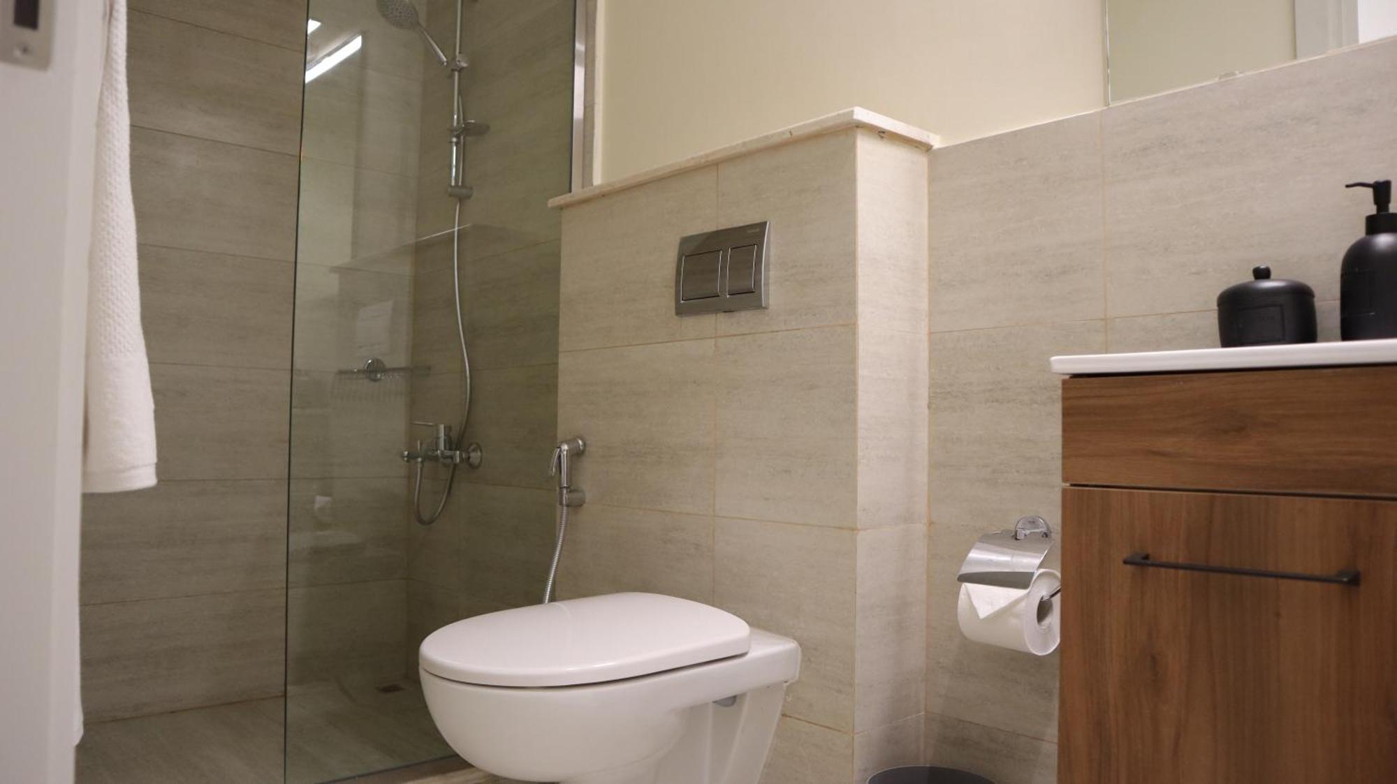 Desert Rose Apartment- Masdar Apartment *