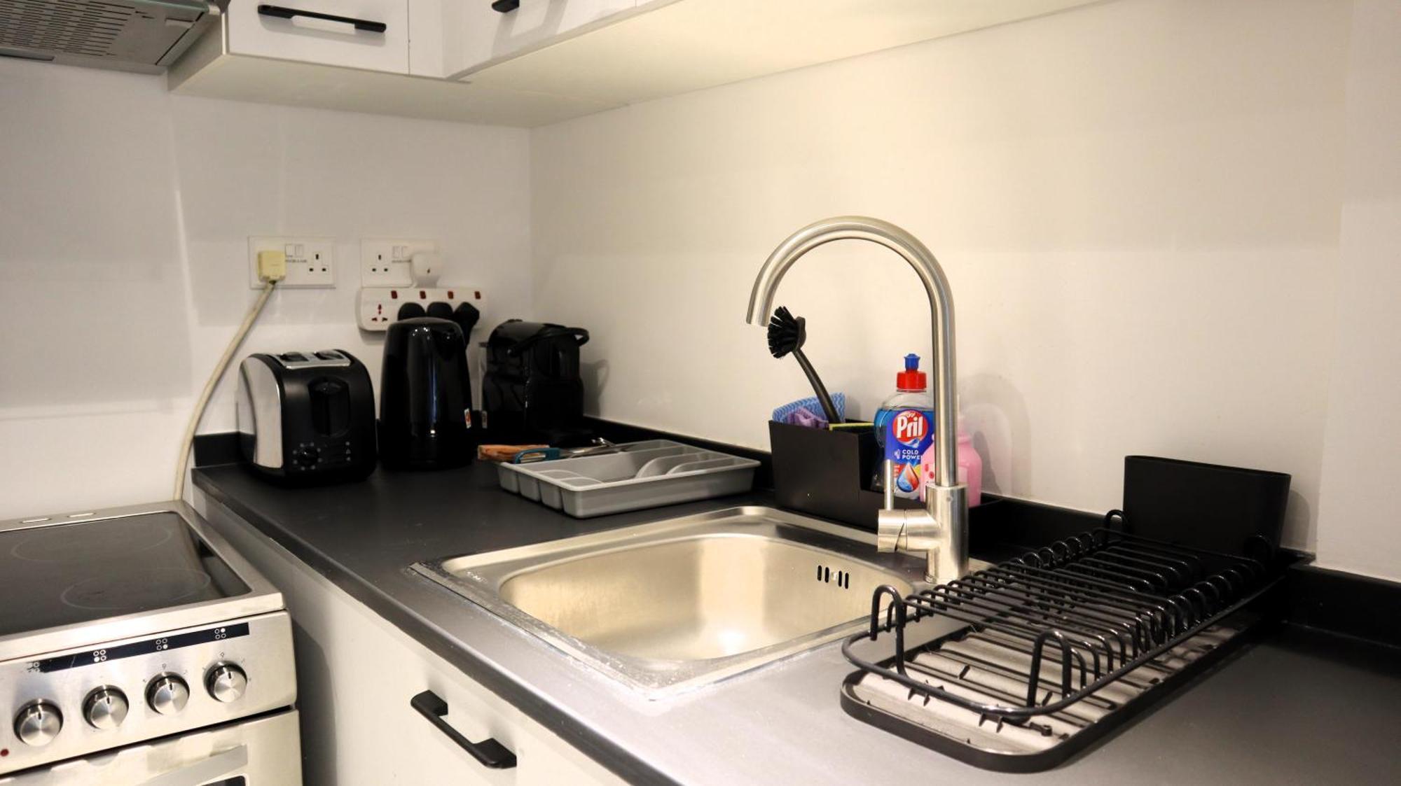 Desert Rose Apartment- Masdar Apartment *